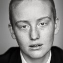 Bobbi Salvör Menuez